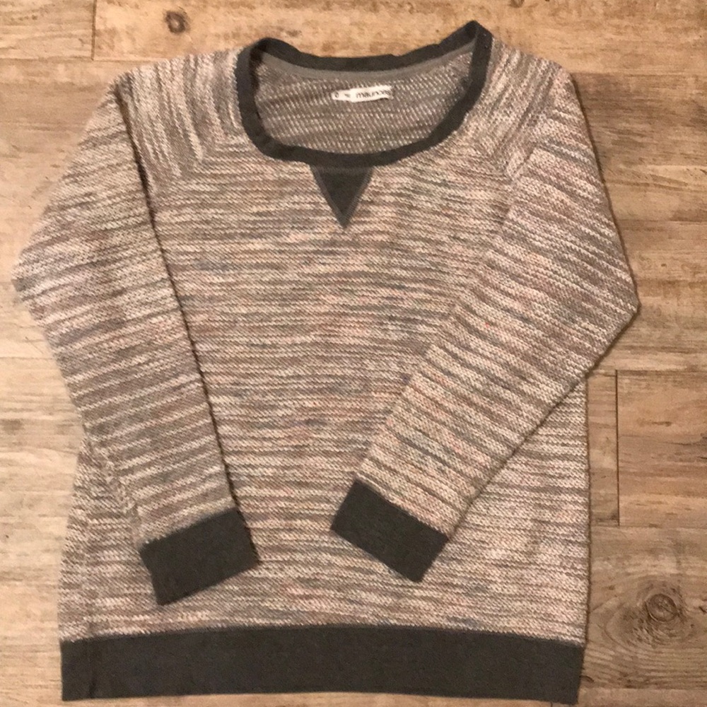 Multi colored woven top S